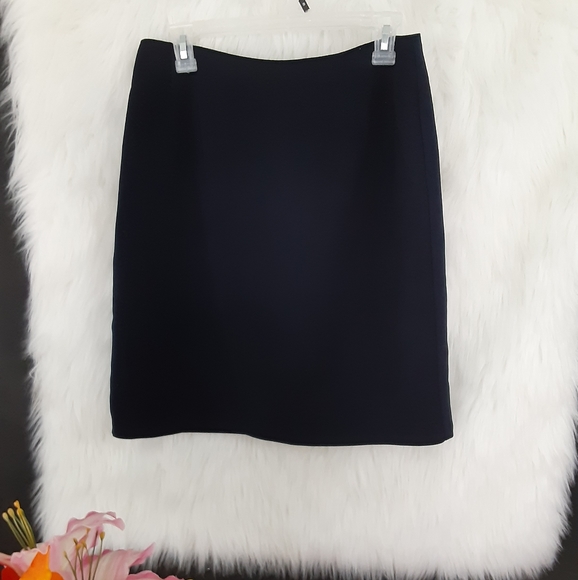 Briggs New York Dresses & Skirts - Briggs Navy Blue Pencil Skirt Size 12